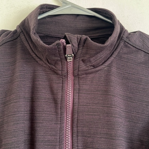 Reitman’s purple/black hyba jacket in size medium - Picture 2 of 5